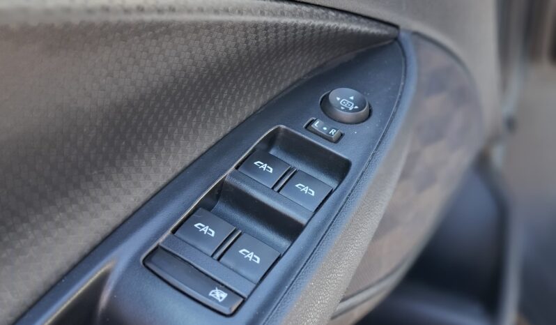 
								Ford Onix completo									