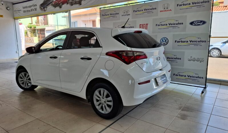 
								Hyundai HB20 completo									