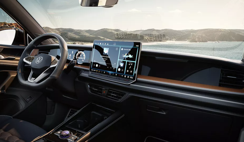 
								Tiguan Allspace R-line 300 TSI 2026 completo									