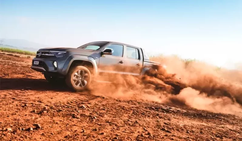 
								Nova Amarok V6 2025 completo									