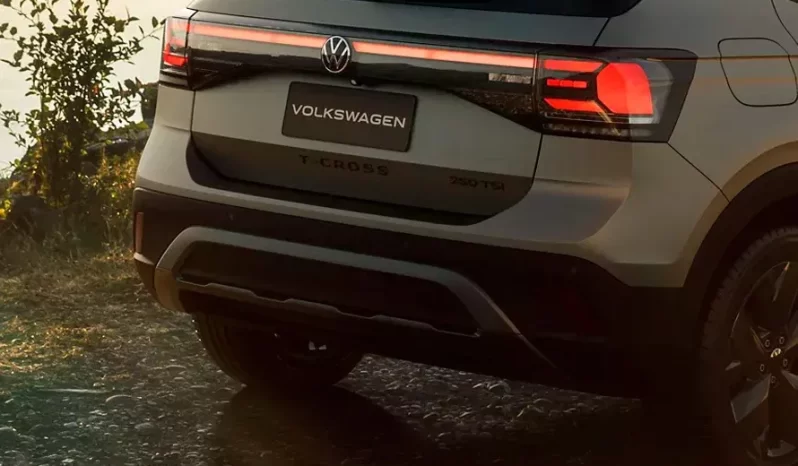 
								T-Cross 200 TSI completo									