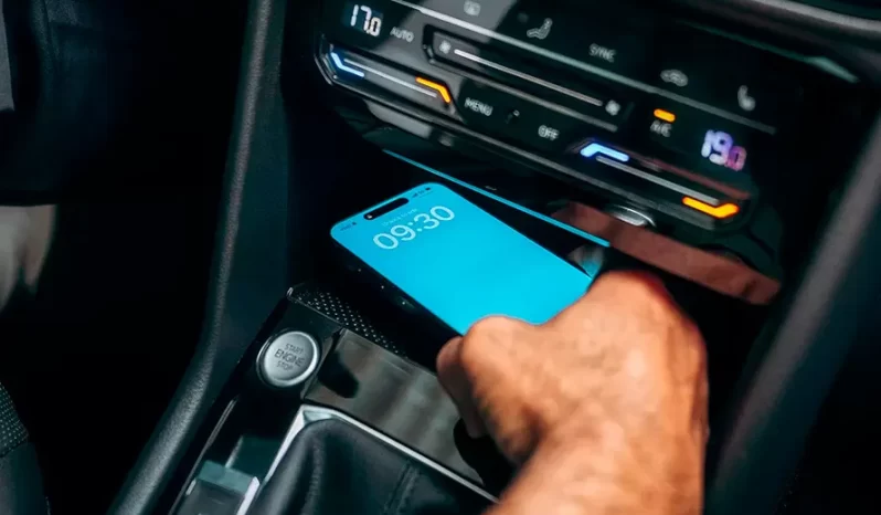
								Taos 250 TSI 2025 completo									
