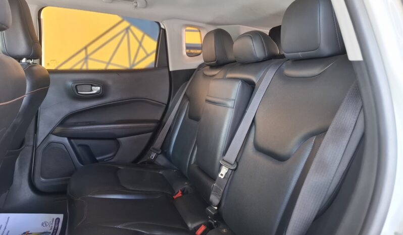 
								Jeep Compass 2018 full									