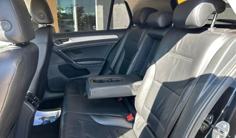 
								Golf Confortline 2015 completo									