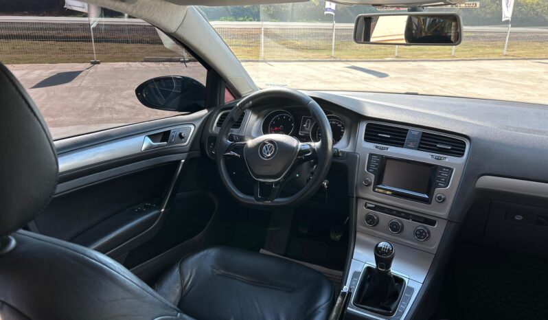 
								Golf Confortline 2015 completo									