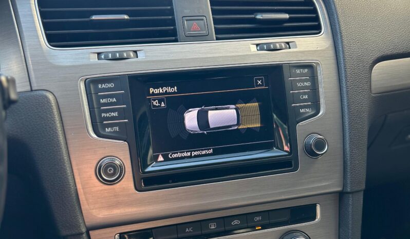 
								Golf Confortline 2015 completo									