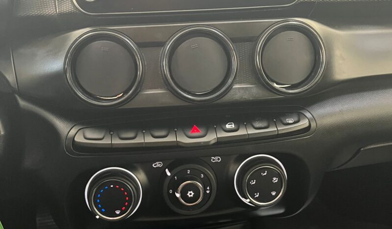 
								FIAT ARGO DRIVE completo									