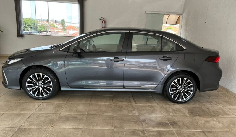 
								Corolla Premium completo									