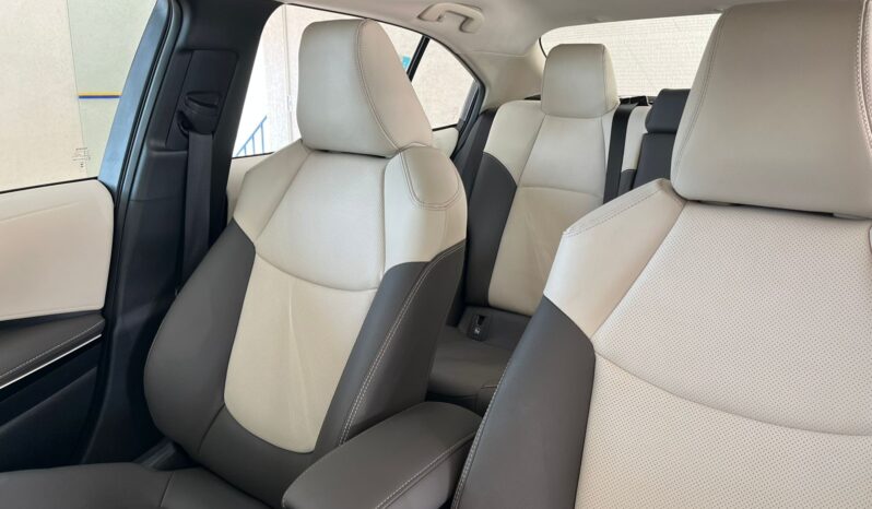 
								Corolla Premium completo									