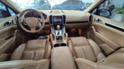 
										Porsche Cayenne V6 completo									