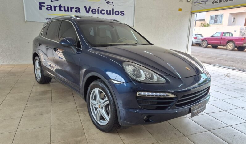 
								Porsche Cayenne V6 completo									