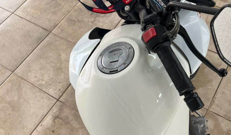 
								Honda Twister 250 completo									