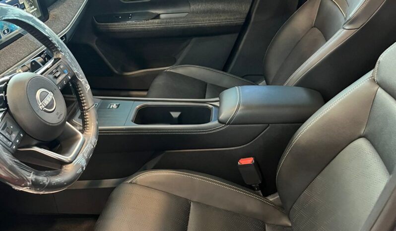 
								Nissan Kicks Platinum 2025/2026 completo									