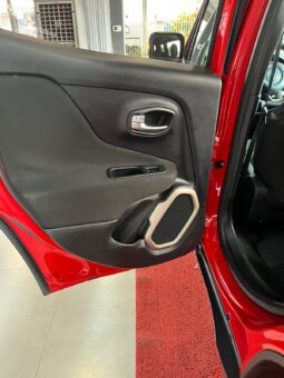 
										Jeep Renegade Longitude AT 2015/2016 completo									