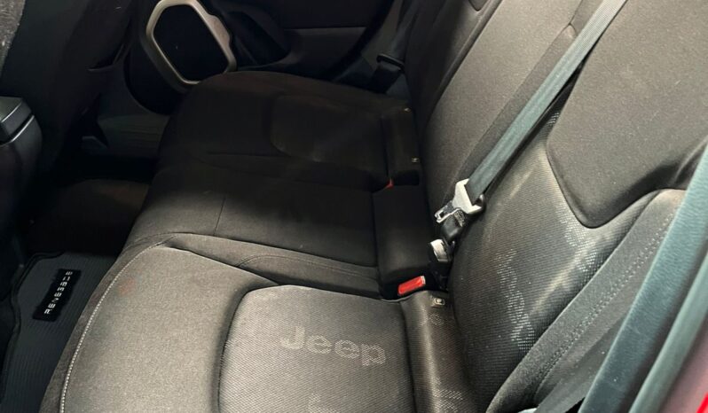 
								Jeep Renegade Longitude AT 2015/2016 completo									