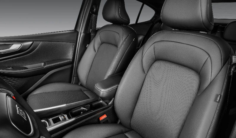 
								Novo Fastback 2026 completo									
