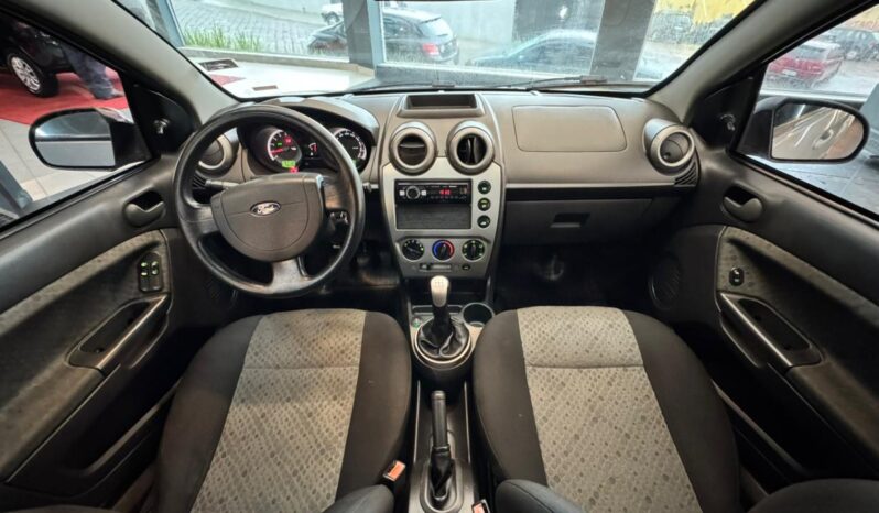 
								FORD FIESTA 1.6 FLEX completo									
