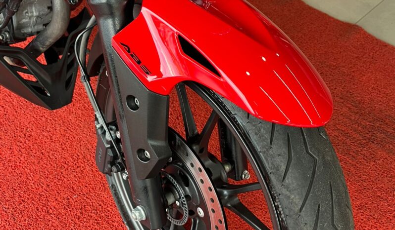 
								Honda CB300F Twister ABS 2024 completo									
