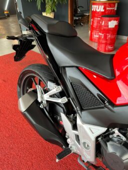 
										Honda CB300F Twister ABS 2024 completo									