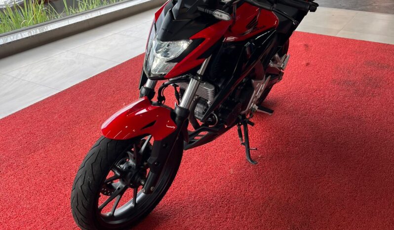
								Honda CB300F Twister ABS 2024 completo									