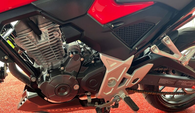 
								Honda CB300F Twister ABS 2024 completo									