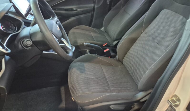 
								Onix LT2 1.0 2025 completo									