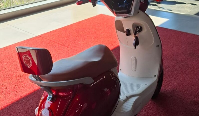 
								Moto Elétrica Foston Retrô X18 VP completo									