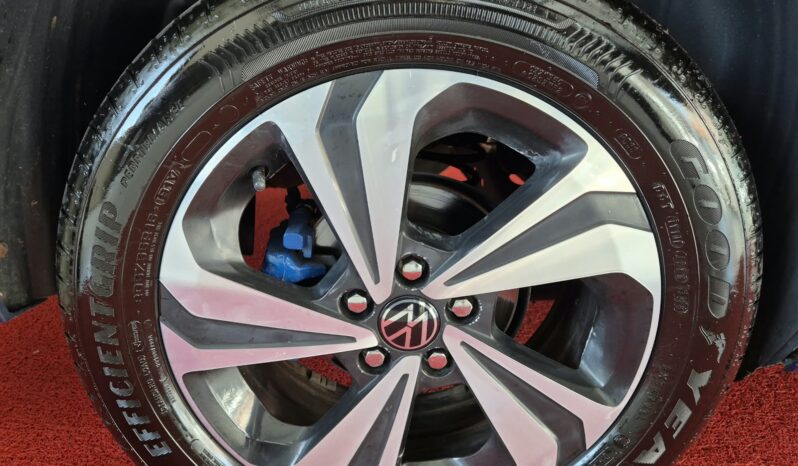 
								Virtus Comfortline 1.0 TSI AT 2024 completo									