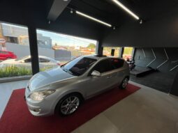 
										Hyundai I30 2010 com Teto Solar completo									