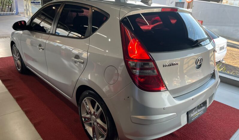 
								Hyundai I30 2010 com Teto Solar completo									