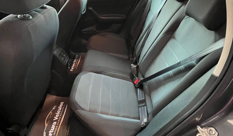 
								Volkswagen Nivus Comfortline TSI AT 2023/2024 completo									