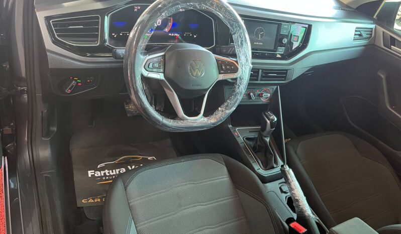 
								Volkswagen Nivus Comfortline TSI AT 2023/2024 completo									
