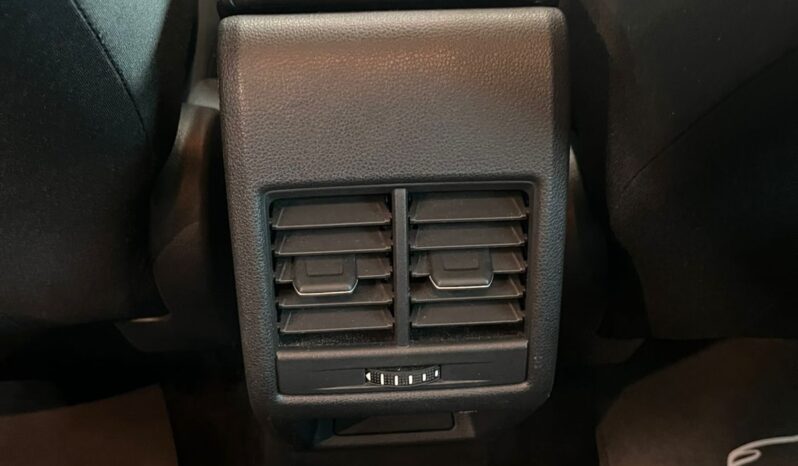 
								Volkswagen Nivus Comfortline TSI AT 2023/2024 completo									