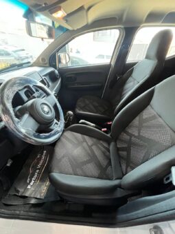 
										Fiat Mobi 2025 completo									