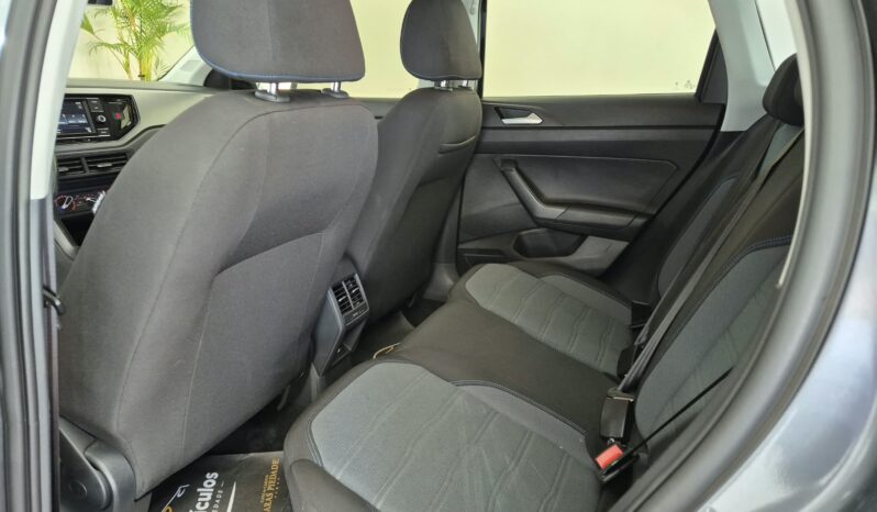 
								Volkswagen Nivus Comfortline TSI AT 2023/2024 completo									