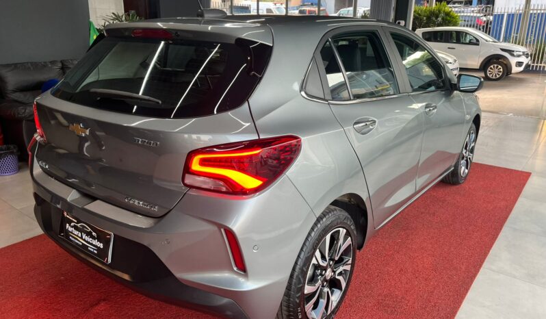 
								Chevrolet Onix Premier completo									