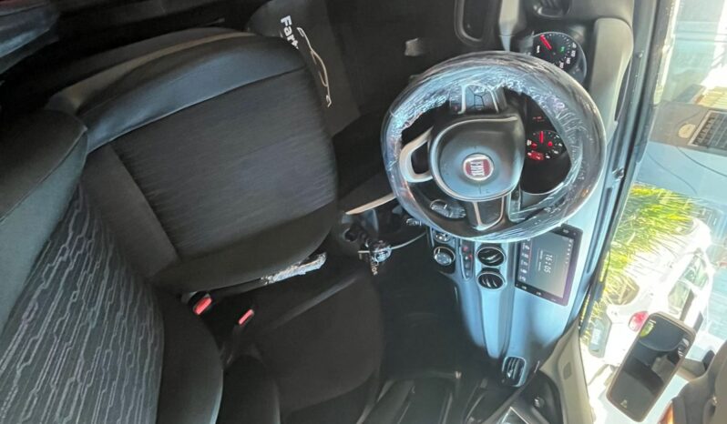 
								Fiat Argo Drive 1.0 2020 completo									