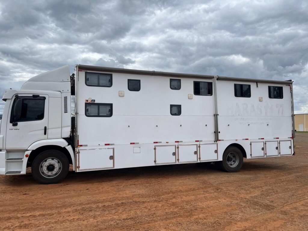 Volkswagen Constellation Motorhome 2011
