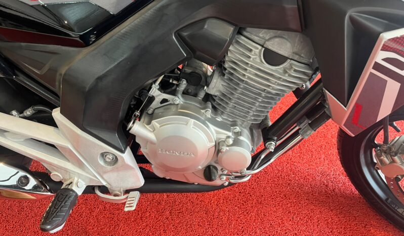 
								Honda CB Twister 250cc 2018/2019 completo									