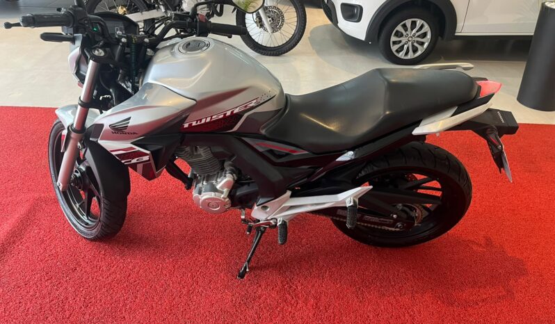 
								Honda CB Twister 250cc 2018/2019 completo									
