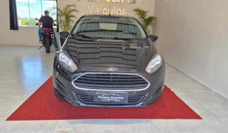 
								Ford Fiesta 1.6 Flex 2015 completo									