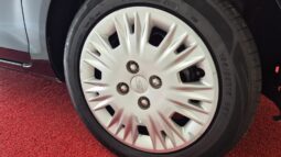 
										Ford Fiesta 1.6 Flex 2015 completo									