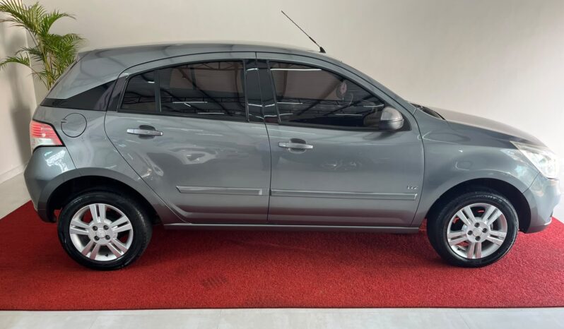
								Chevrolet Agile LTZ 2011 completo									