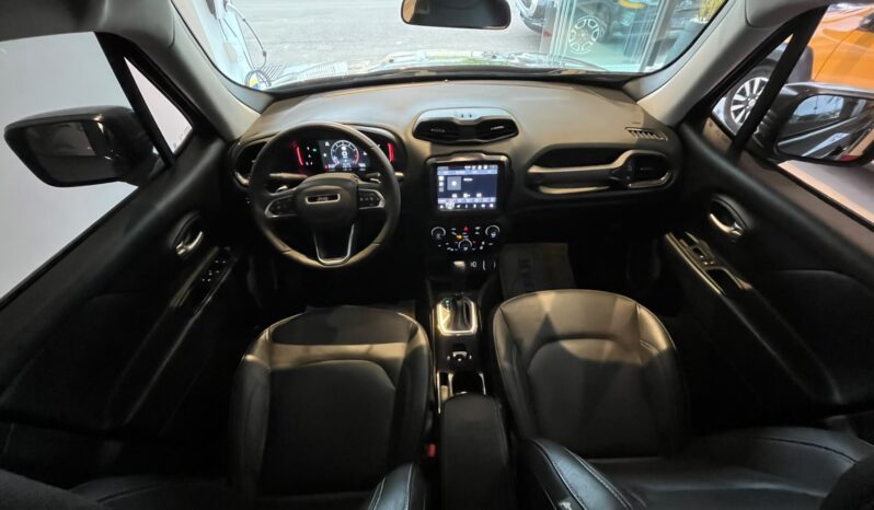 
								Jeep Renegade T270 Longitude 2024 completo									