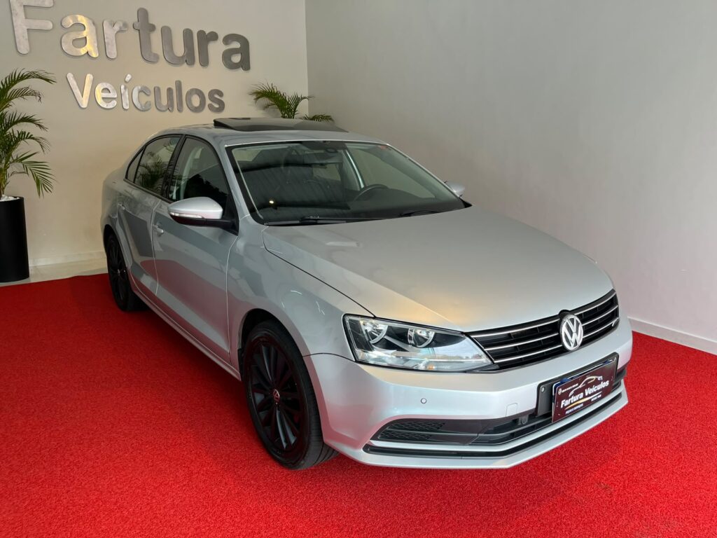 Volkswagen Jetta 2.0 TSI