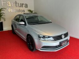 
										Volkswagen Jetta 2.0 TSI completo									