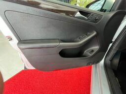 
										Volkswagen Jetta 2.0 TSI completo									