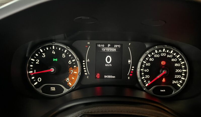 
								Jeep Renegade Longitude AT 2016 completo									
