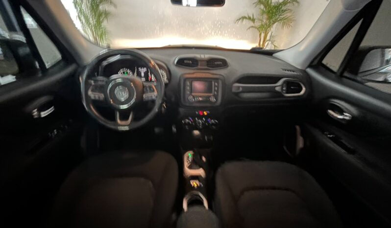 
								Jeep Renegade Longitude AT 2016 completo									