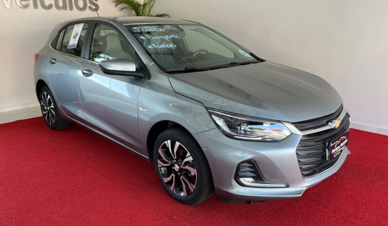 
								Chevrolet Onix Premier 1.0 completo									